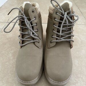 NWOT Fur Lined Boots